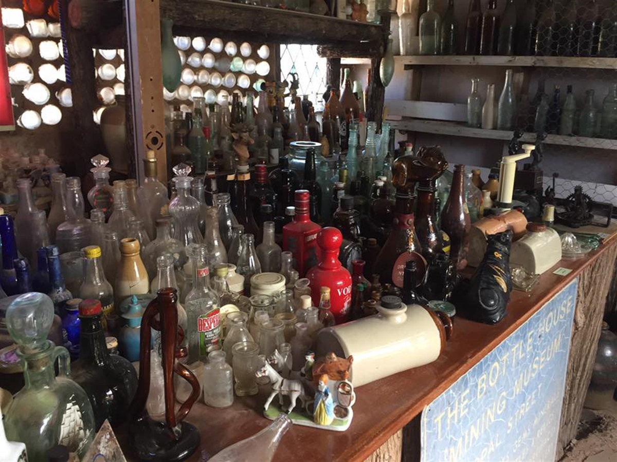 The Bottle House Lightning Ridge Region