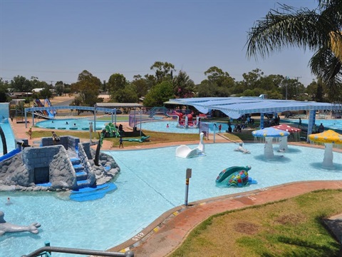 Lightning Ridge Water Park.jpeg